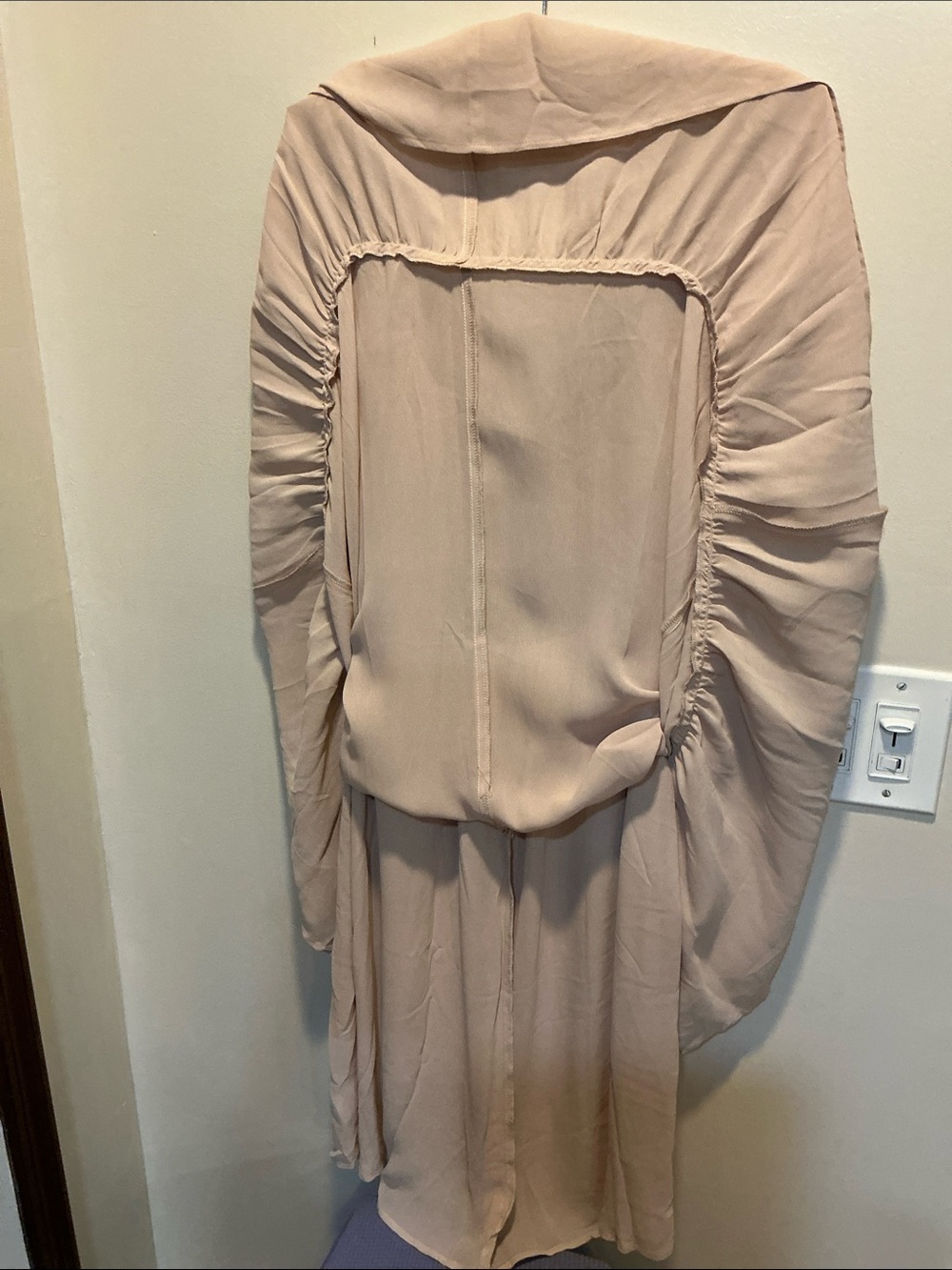 REFORMATION CABERNET DRESS - Picture 5 of 5